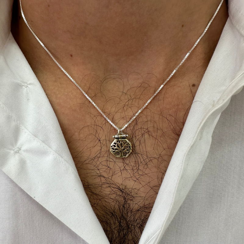תליון "עץ החיים"
