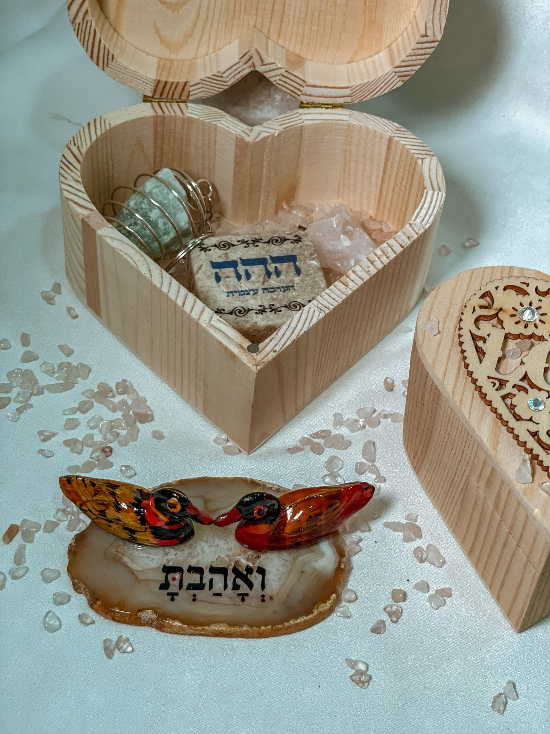 מארז אהבה לחיזוק אהבה עצמית מארז אהבה לחיזוק אהבה עצמית
