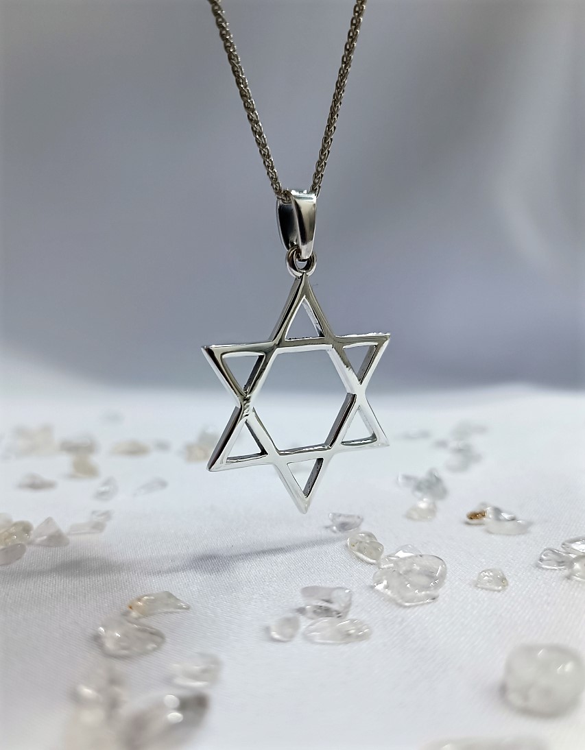 תליון מגן דוד גדול